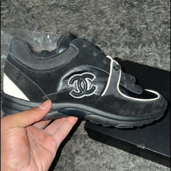 Chanel’s - Picture 3 of 3